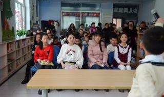 小小朗读者 小小朗读者